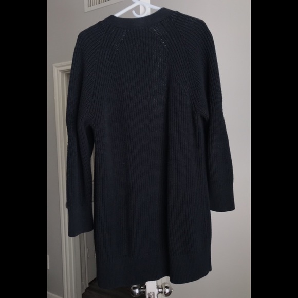 🖤 GAP Black Thick Knit Long Button Cardigan! 🖤 - Picture 2 of 8